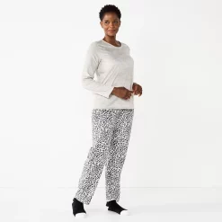 Petite Croft & Barrow® Long Sleeve Pajama Top & Pajama Pants Sleep Set